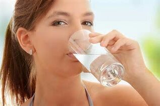 boire de l'eau sur un régime pour les paresseux
